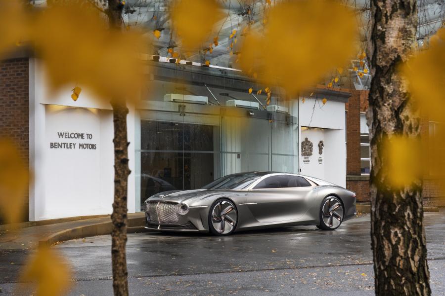  Bentley EXP 100 GT 2019 года  (фото 28 из 32)